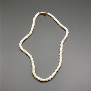 Genuine cultured button pearls vintage beaded collar necklace single strand.
